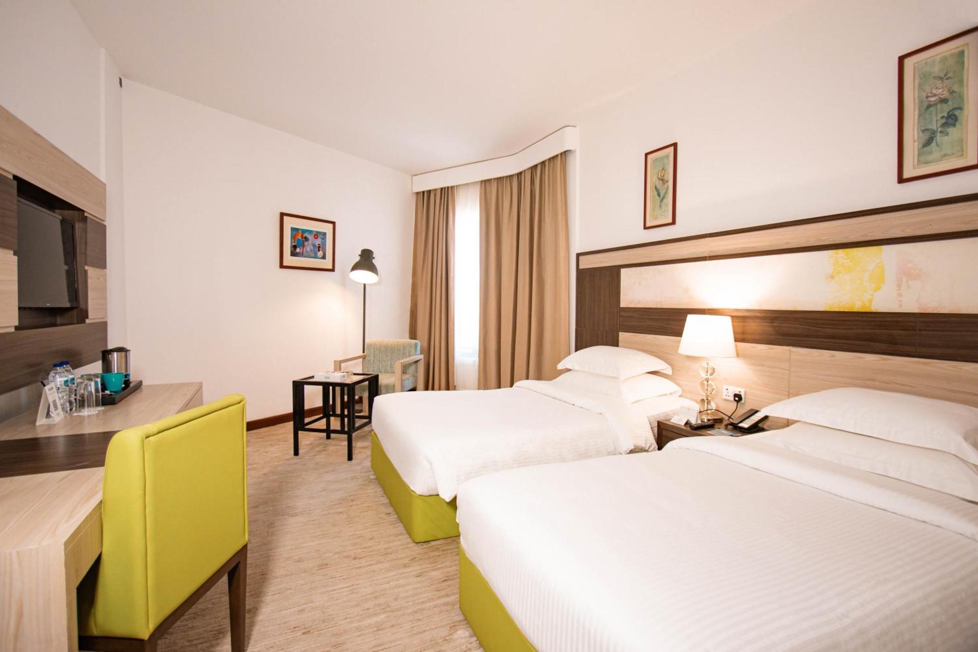 Bm Beach Hotel Ras al-Khaimah Exterior photo