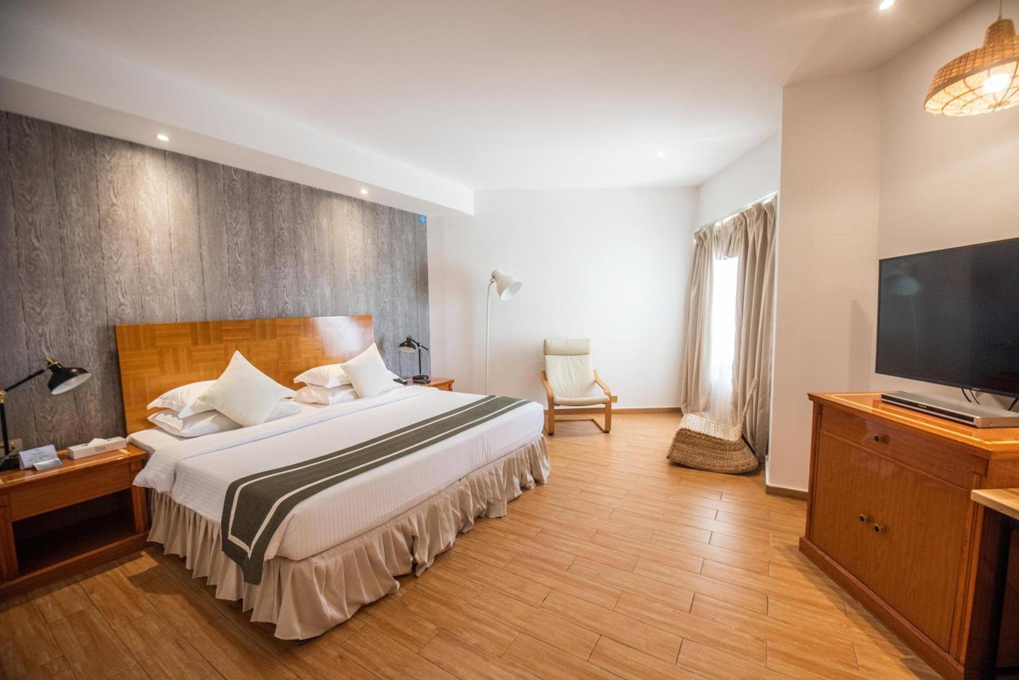 Bm Beach Hotel Ras al-Khaimah Exterior photo